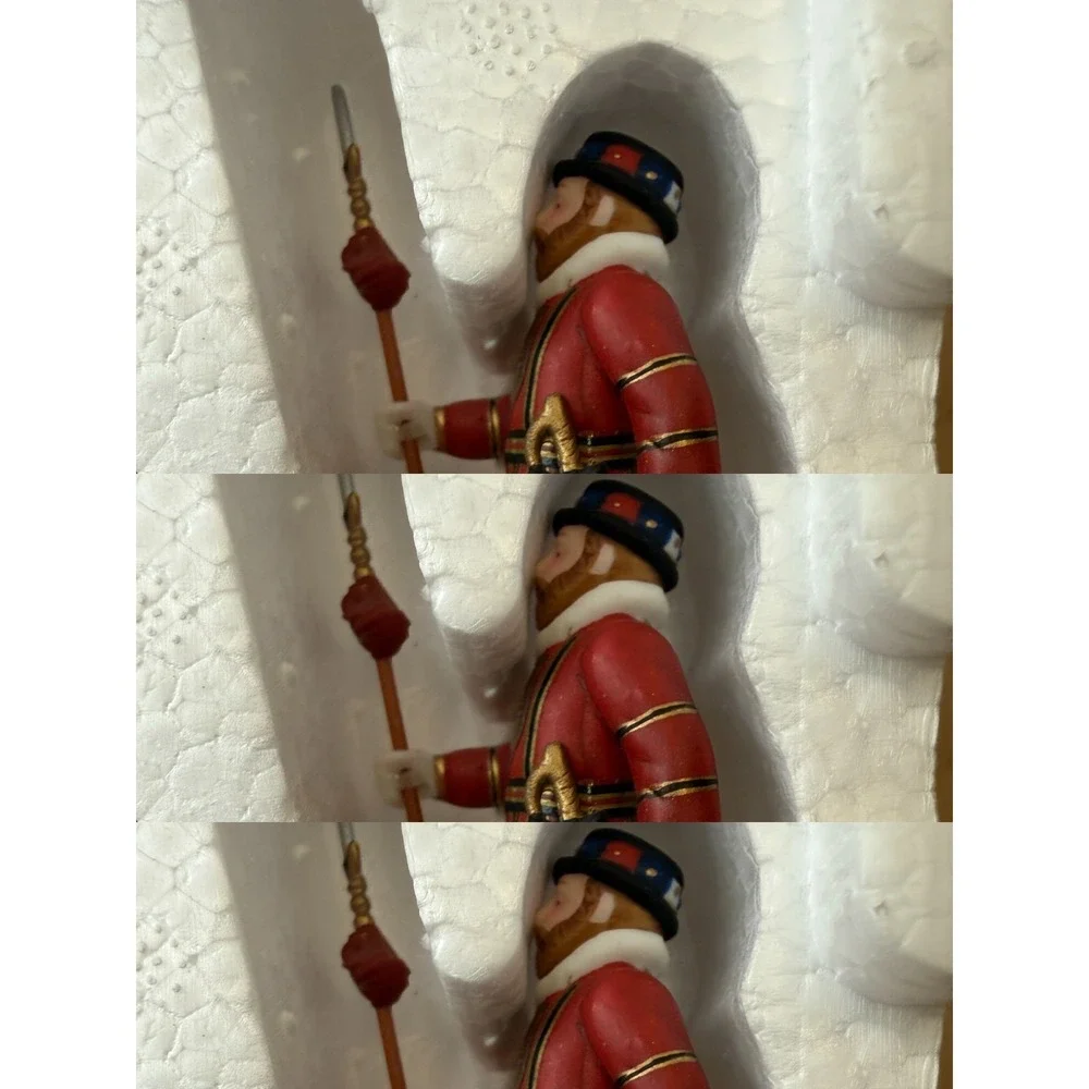 Dept 56 Heritage Village Yeomen of the Guard Set of 5 Porcelain Accessories
